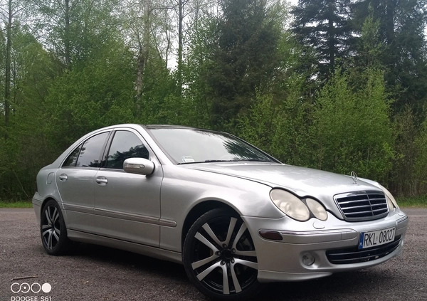 Mercedes-Benz Klasa C cena 36000 przebieg: 199500, rok produkcji 2006 z Dzierzgoń małe 79